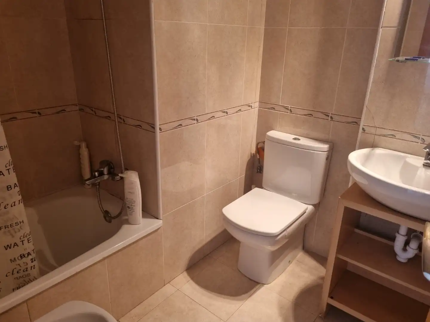 Baño de Ático en venta en Elche / Elx con Aire acondicionado, Terraza y Amueblado