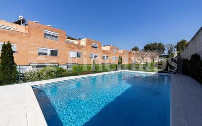 Piscina de Casa o xalet en venda en Sant Quirze del Vallès amb Aire condicionat, Calefacció i Jardí privat