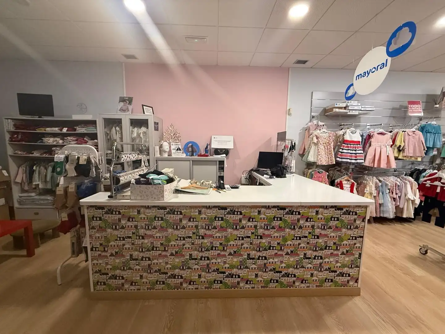 Local comercial en venda a Pontecesures