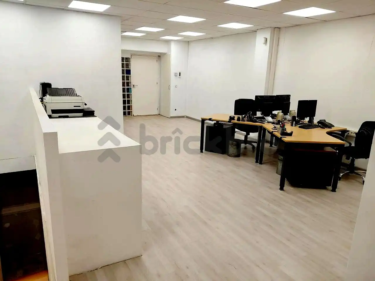 Commercial properties for rent in Esplugues de Llobregat  with Air Conditioner