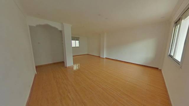 Piso en Venta en C/ Virgen de los Desamparados en La Constitución - Canaleta