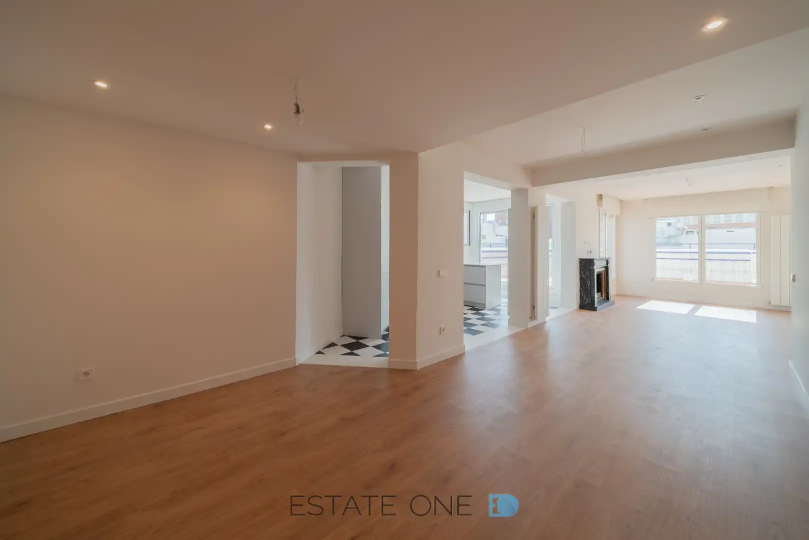 Sala d'estar de Àtic de lloguer en Madrid amb Aire condicionat, Calefacció i Parquet