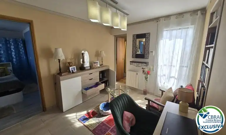 Sala d'estar de Casa o xalet en venda en Roses amb Calefacció, Jardí privat i Traster