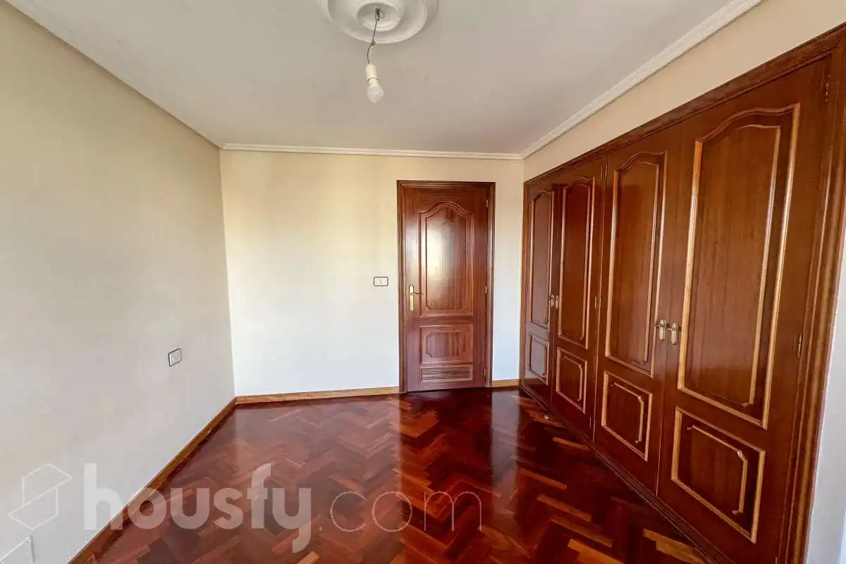 Dormitori de Pis en venda en Ferrol amb Aire condicionat, Calefacció i Parquet