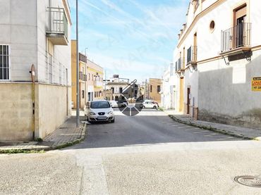 Local comercial en alquiler en Coria del Río