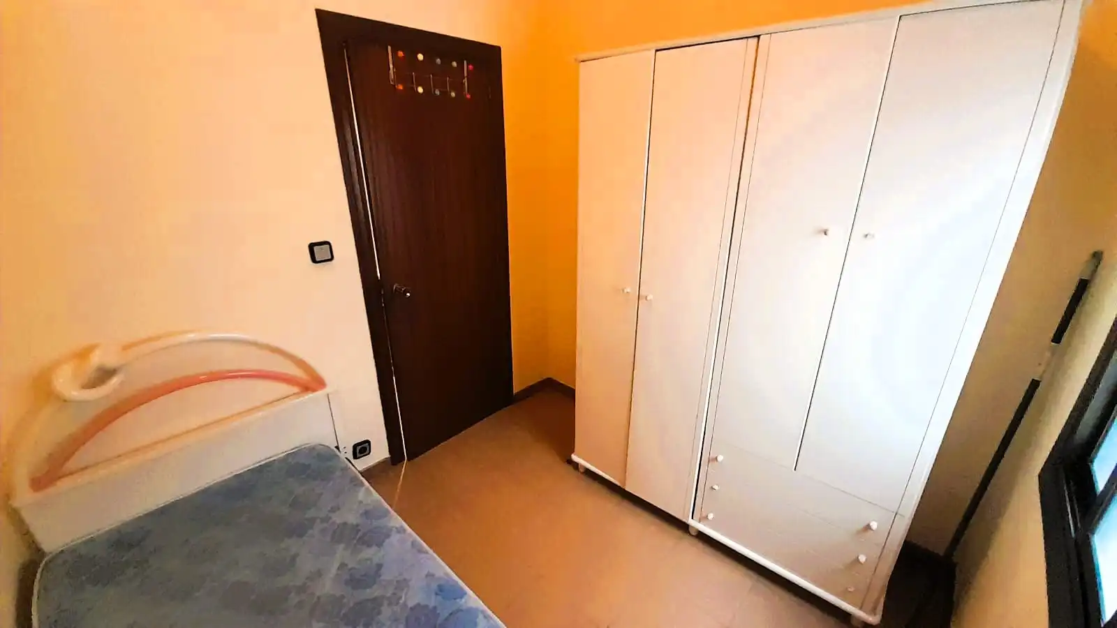 Habitación de Piso en venta en Barcelona con Calefacción