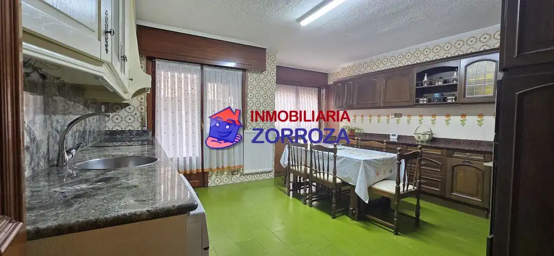 Piso en venta en Bilbao  con Calefacción, Trastero y Amueblado