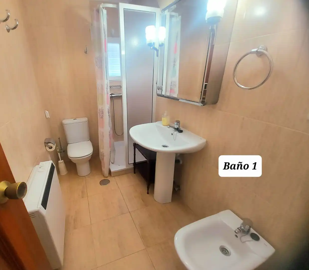Bany de Pis de lloguer en Jaén amb Moblat i Balcó