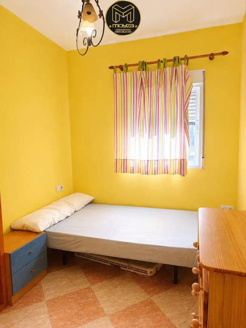 Dormitori de Casa o xalet en venda en Jaén amb Aire condicionat, Calefacció i Terrassa