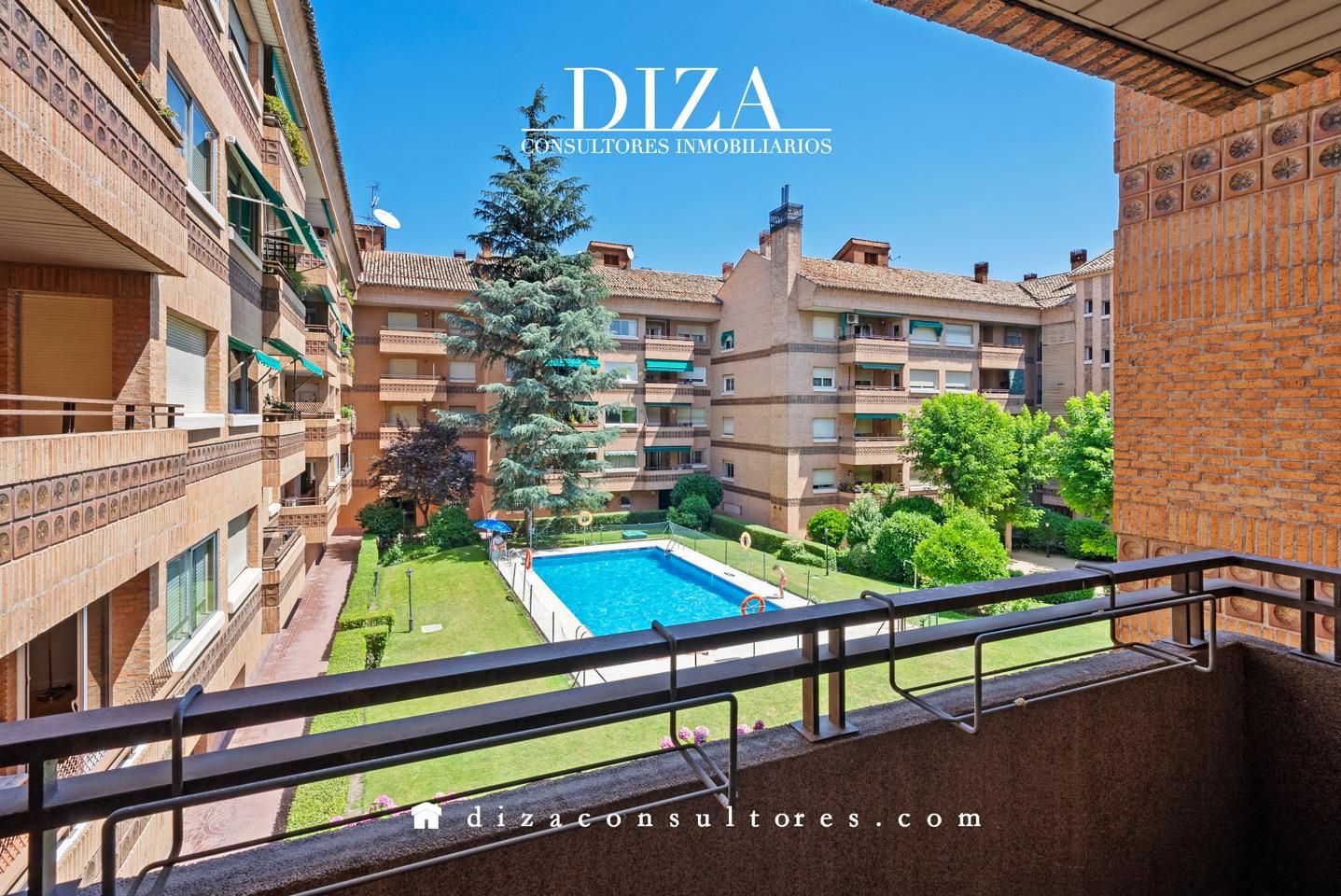 Exterior view of Flat for sale in  Madrid Capital  with Air Conditioner, Heating and Terrace