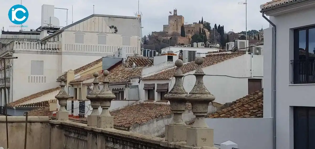 Immobles singulars en venda a Reyes Católicos, imagen 2