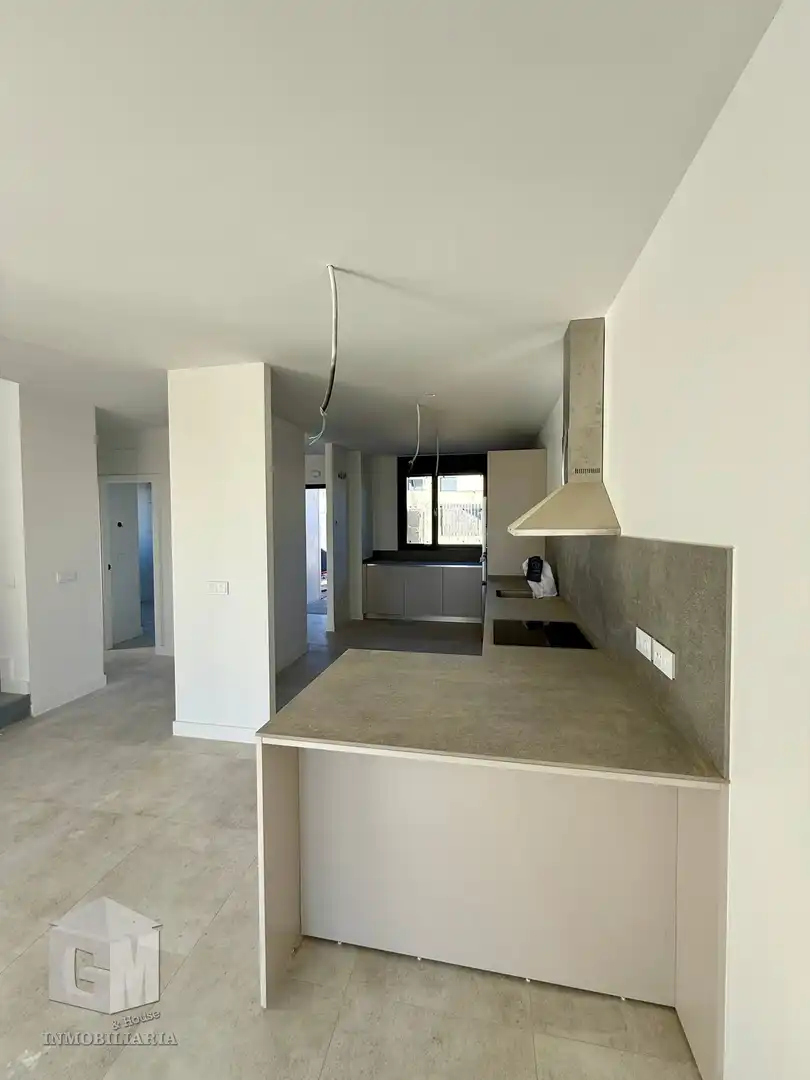 Cocina de Casa adosada en venta en Villaviciosa de Odón con Calefacción, Jardín privado y Terraza