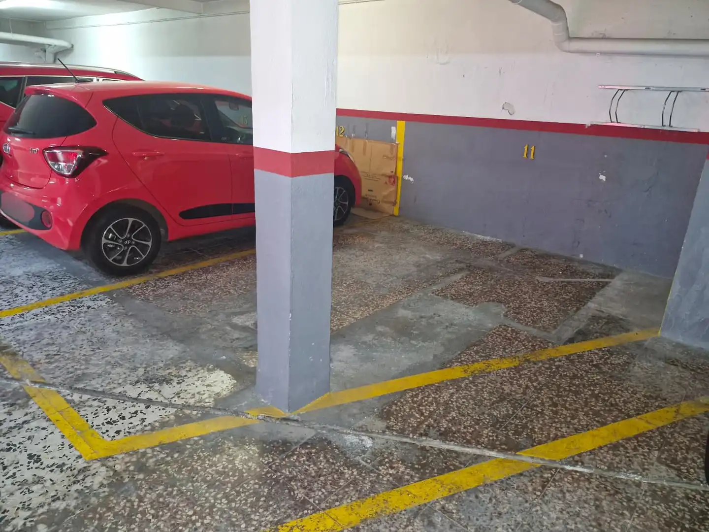 Parking de Piso en venta en Sant Boi de Llobregat con Aire acondicionado, Calefacción y Parquet
