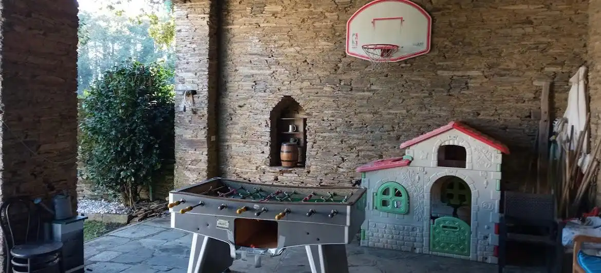 Finca rústica en venta en Outeiro de Rei con Piscina y Amueblado