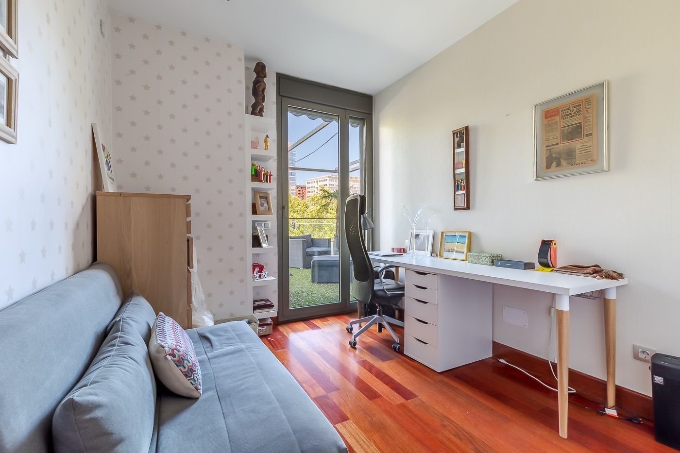 Bedroom of Flat for rent in  Madrid Capital  with Air Conditioner, Heating and Terrace