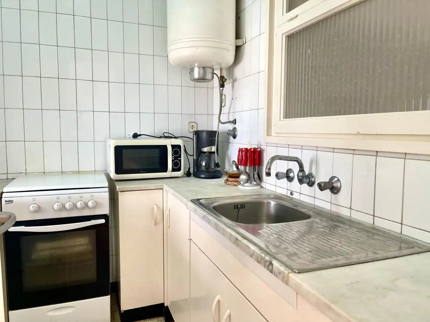 Cocina de Piso en venta en Roses con Terraza, Amueblado y Piscina comunitaria