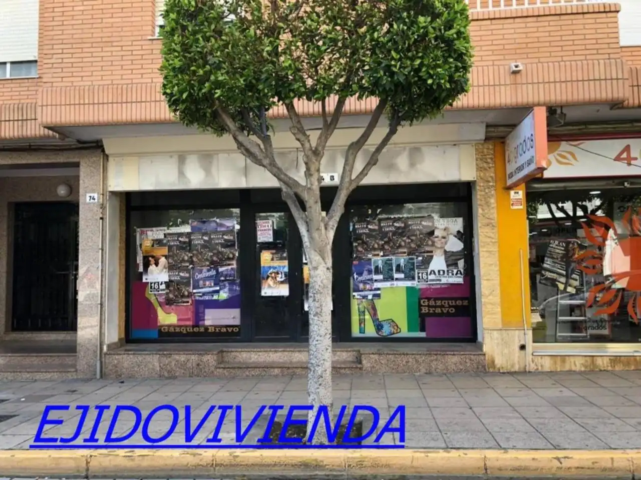 Local comercial en venda a El Ejido Ciudad, imagen 2