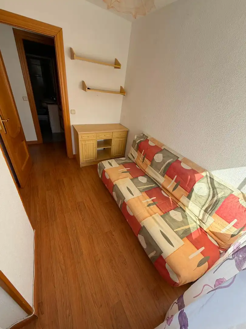 Bedroom of Flat for sale in Móstoles  with Heating, Terrace and Furnished