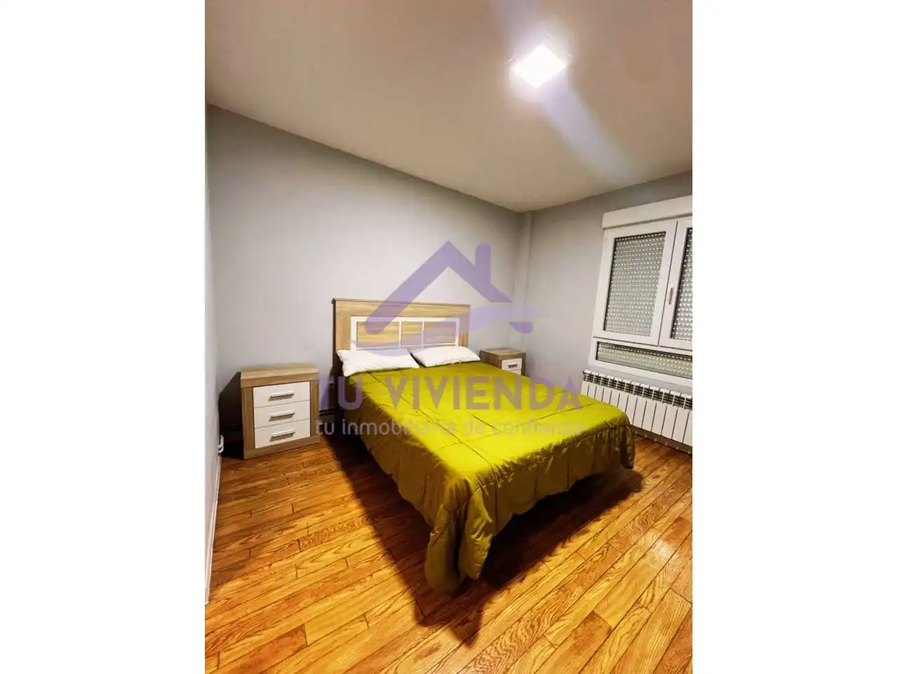 Bedroom of Flat for rent in Valladolid  with Heating, Parquet flooring and Terrace