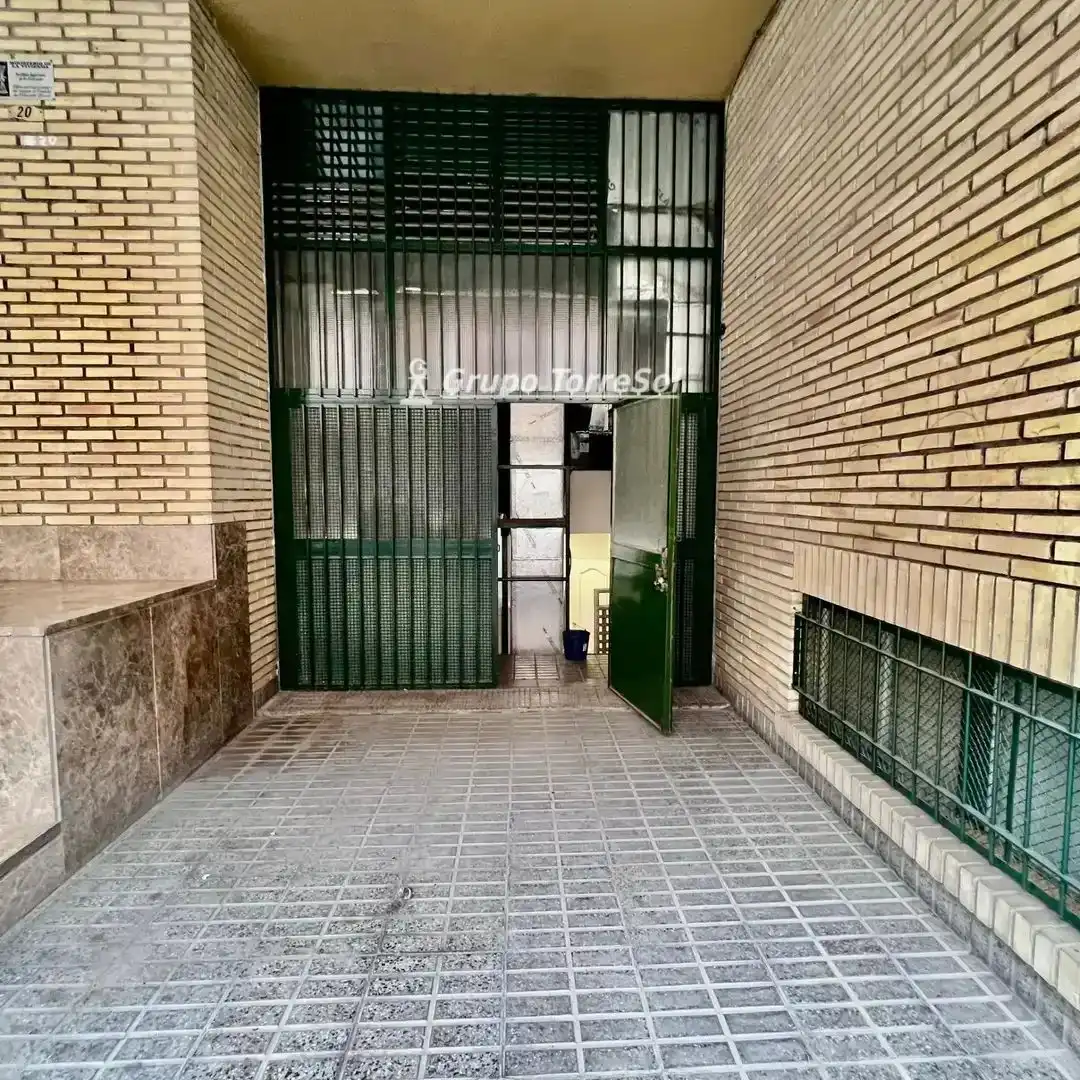 Gewerbefläche zum Verkauf in Clara Campoamor, imagen 29