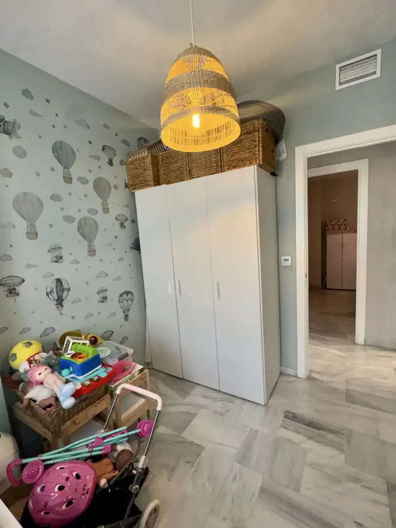 Habitación de Piso en venta en Tomares con Aire acondicionado, Calefacción y Piscina comunitaria