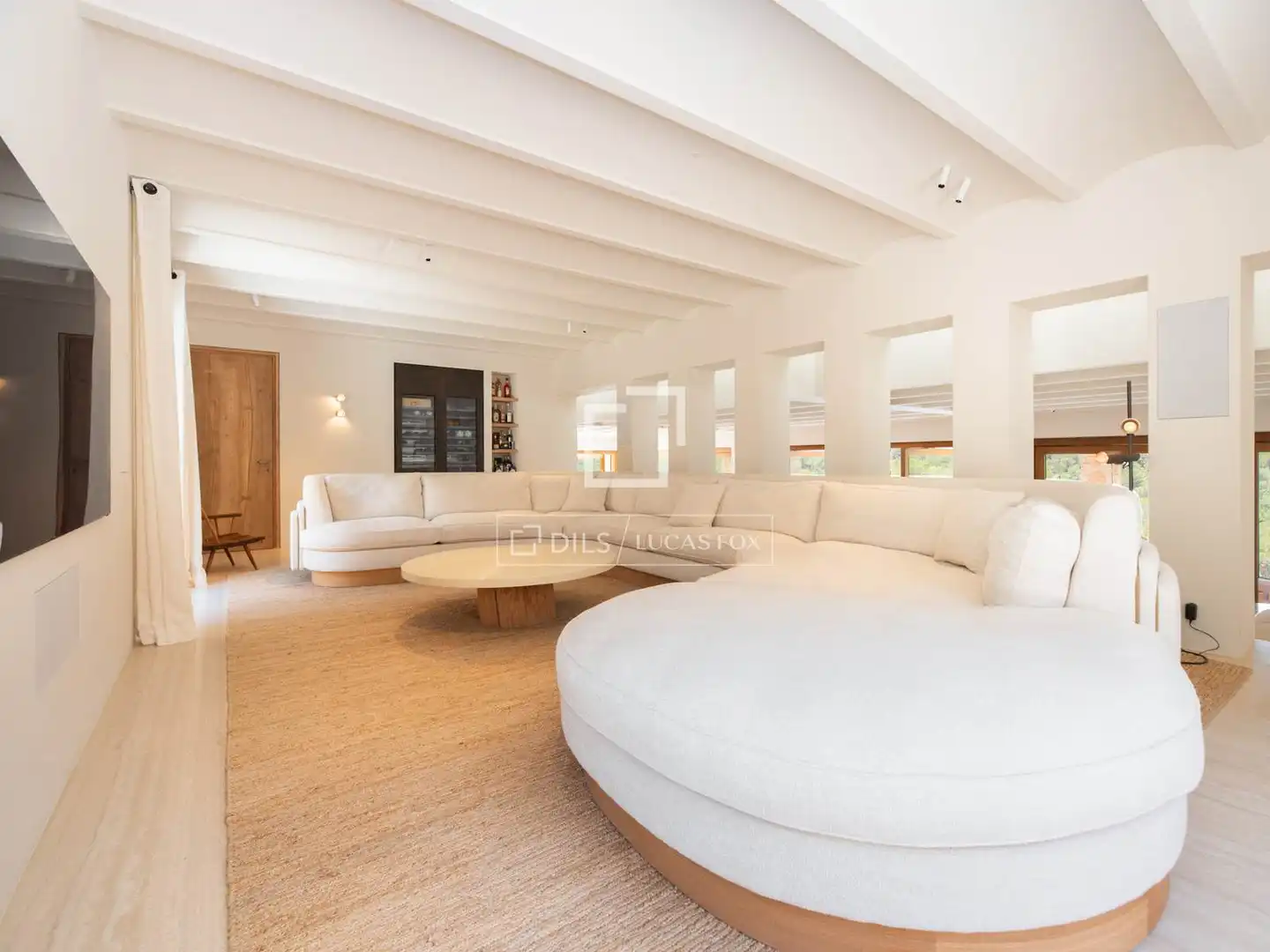 Sala de estar de Casa o chalet en venta en Santa Eulària des Riu con Aire acondicionado, Calefacción y Jardín privado