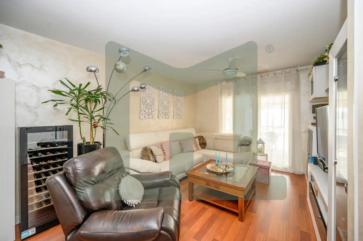 Living room of Detached homes for sale in Parla  with Air Conditioner, Heating and Private garden
