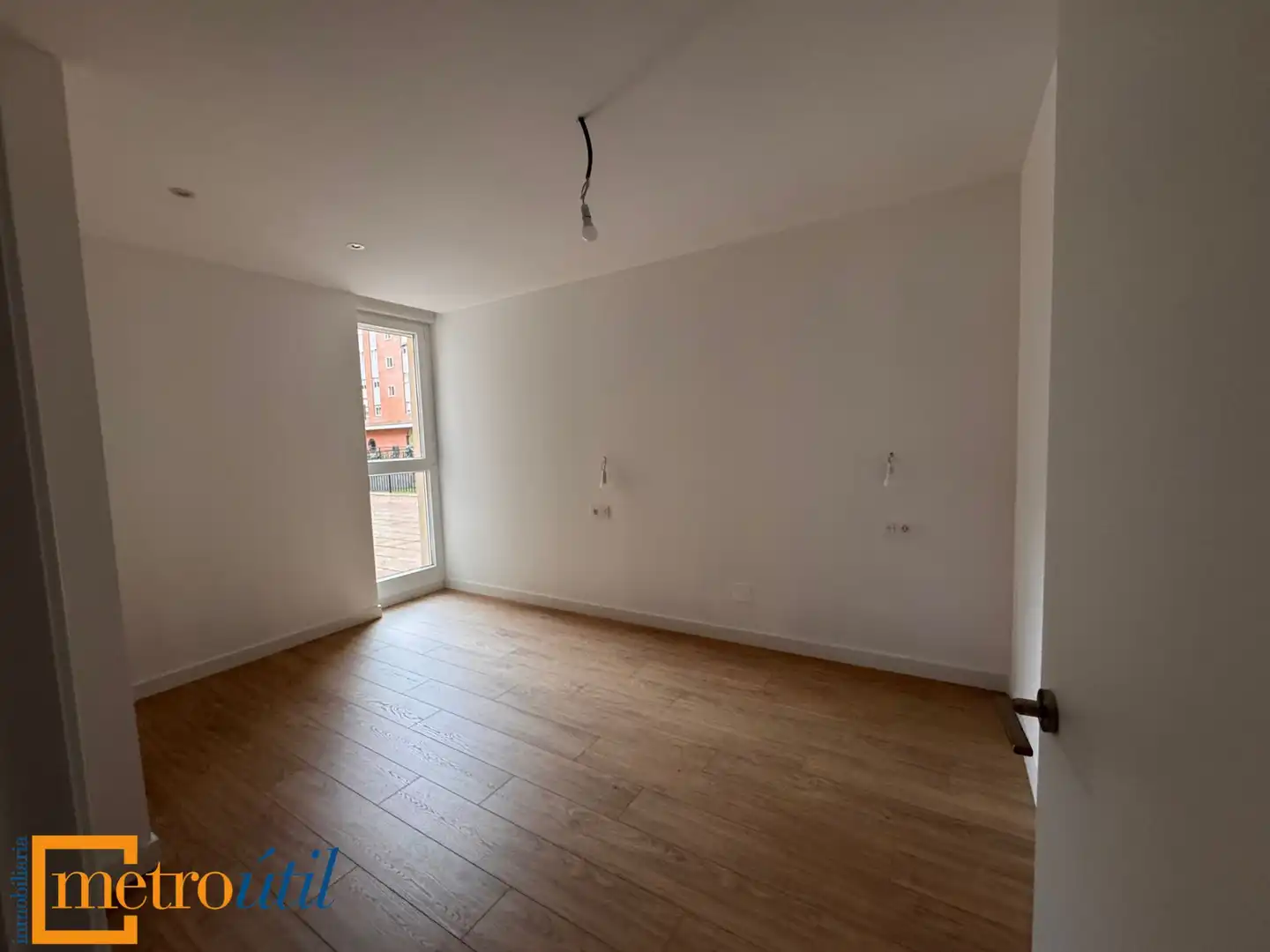 Bedroom of Flat for sale in Salamanca  with Air Conditioner, Heating and Parquet flooring