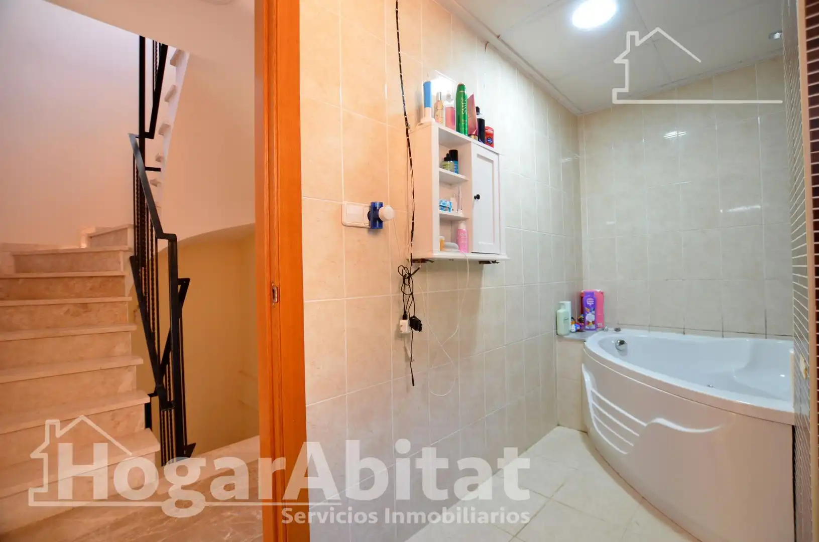 Baño de Casa adosada en venta en Favara con Terraza, Trastero y Balcón