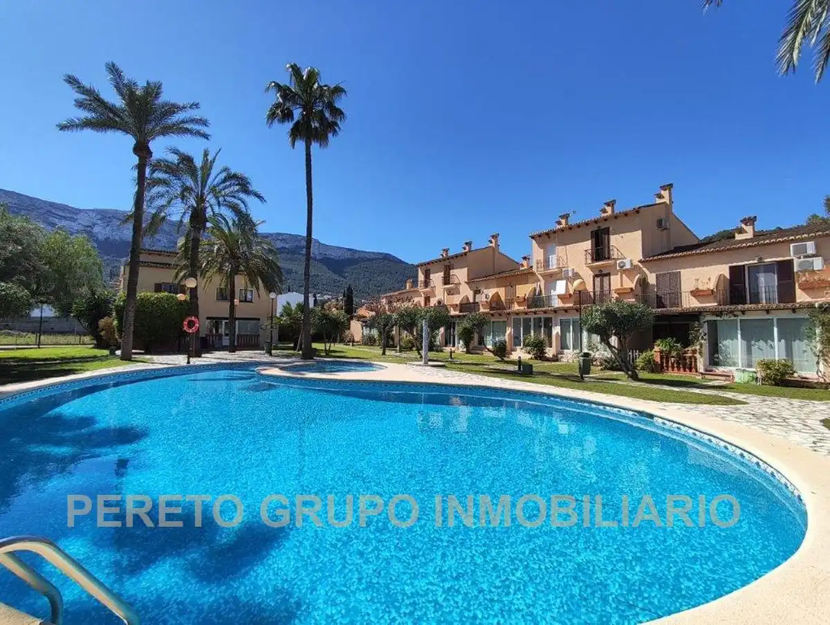 Exterior view of Single-family semi-detached for sale in Dénia  with Air Conditioner, Heating and Private garden