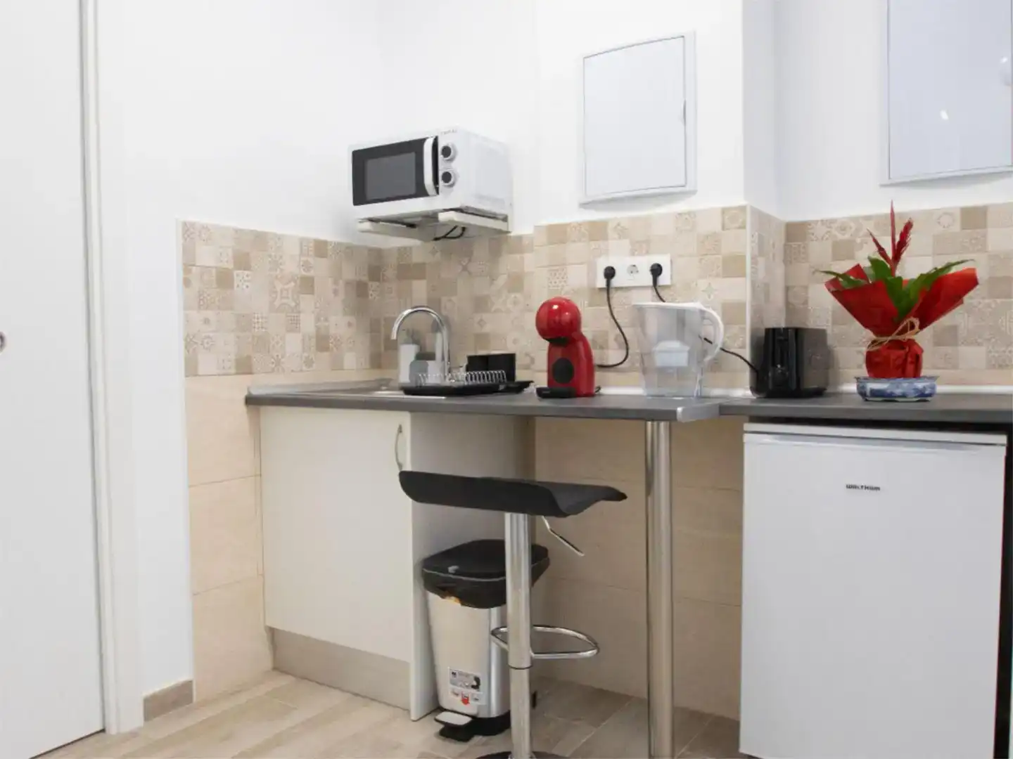 Kitchen of Office for rent in Alicante / Alacant