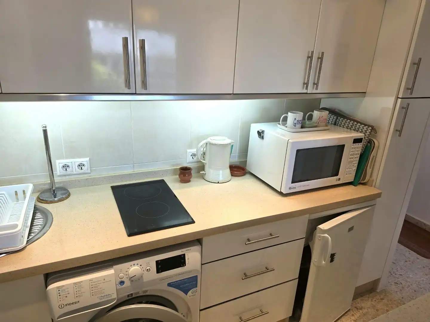 Cocina de Apartamento en venta en Torremolinos con Aire acondicionado, Jardín privado y Terraza