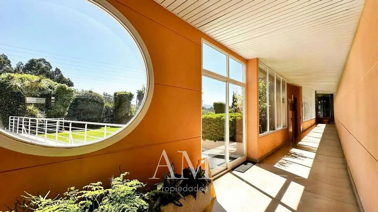 Vista exterior de Dúplex en venta en Nigrán con Calefacción, Terraza y Trastero