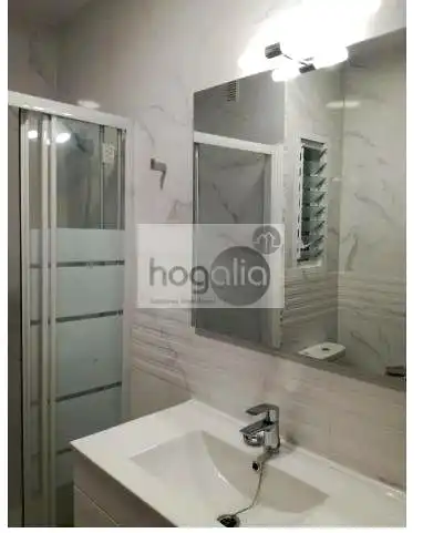 Piso de alquiler en El Plantinar – Avda. La Paz - El Juncal