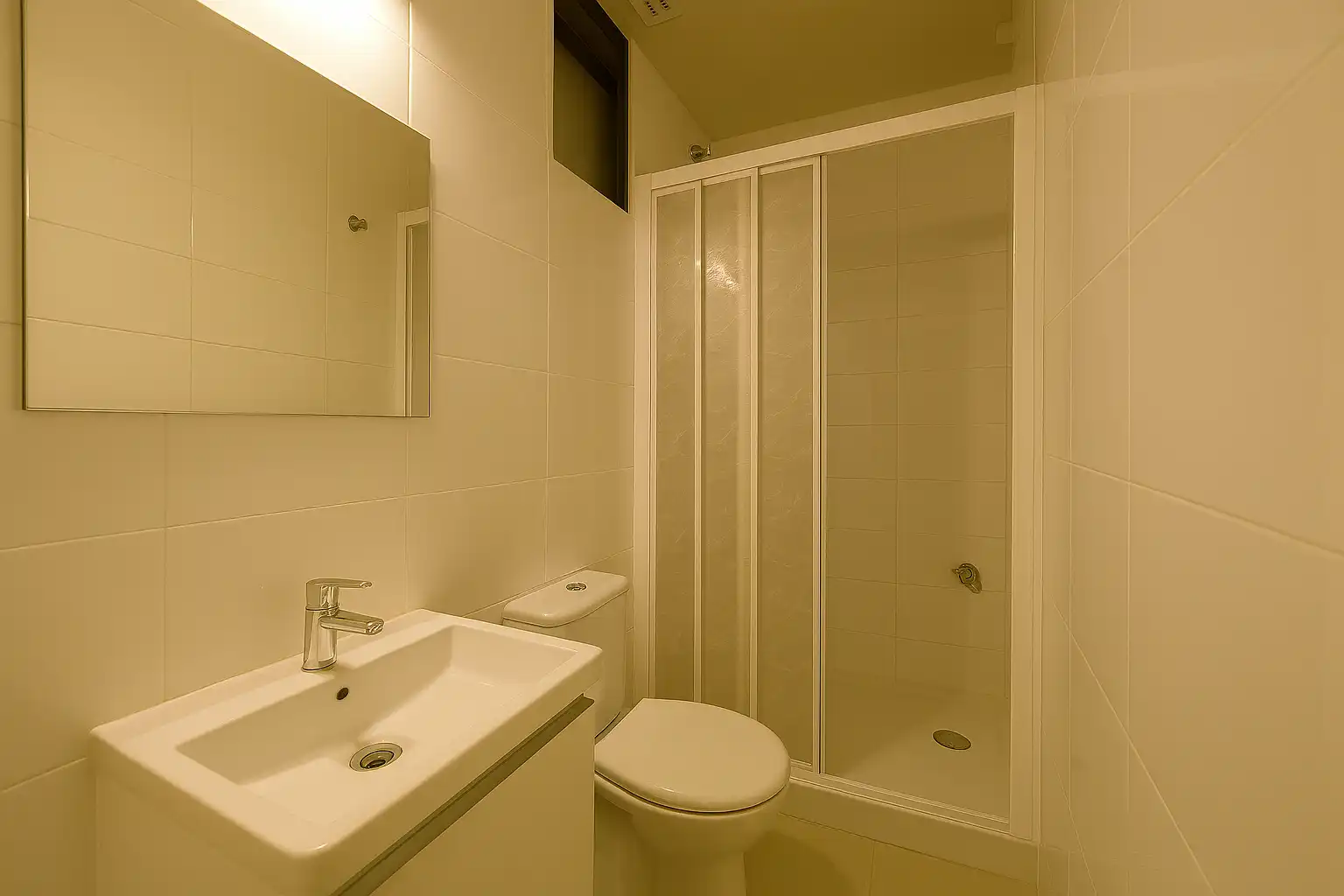 Baño de Casa adosada en venta en Sentmenat con Calefacción, Jardín privado y Horno