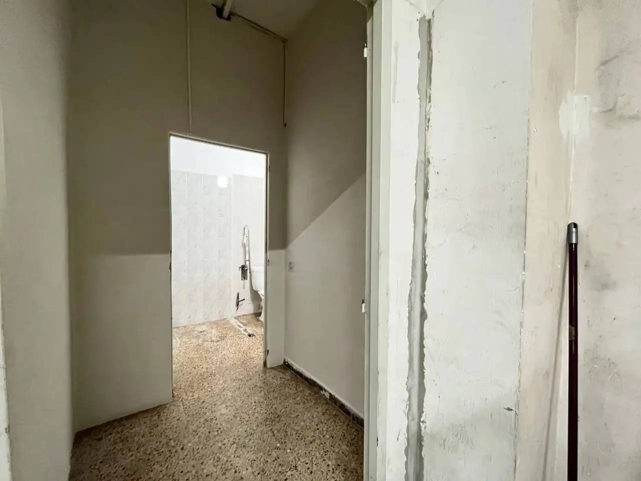 Geschaftsraum zur Miete in Calle Riera Blanca, 52, La Torrassa