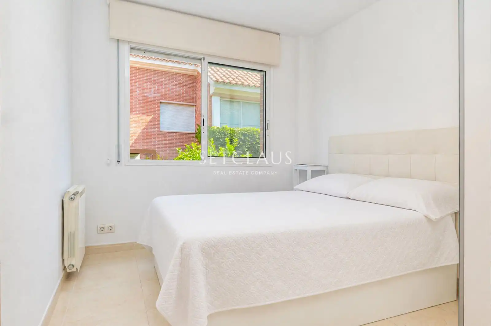 Dormitori de Casa adosada en venda en Premià de Dalt amb Aire condicionat, Calefacció i Jardí privat