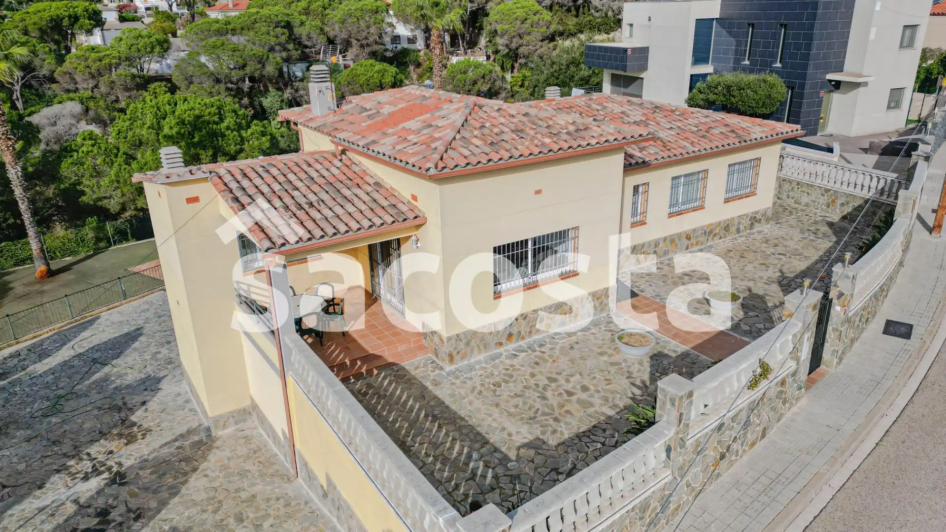 Vista exterior de Casa o chalet en venta en Lloret de Mar con Aire acondicionado, Jardín privado y Terraza