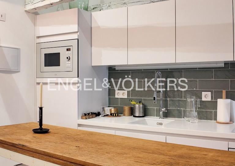 Foto 1 de Apartament de lloguer a Cortes - Huertas, Madrid