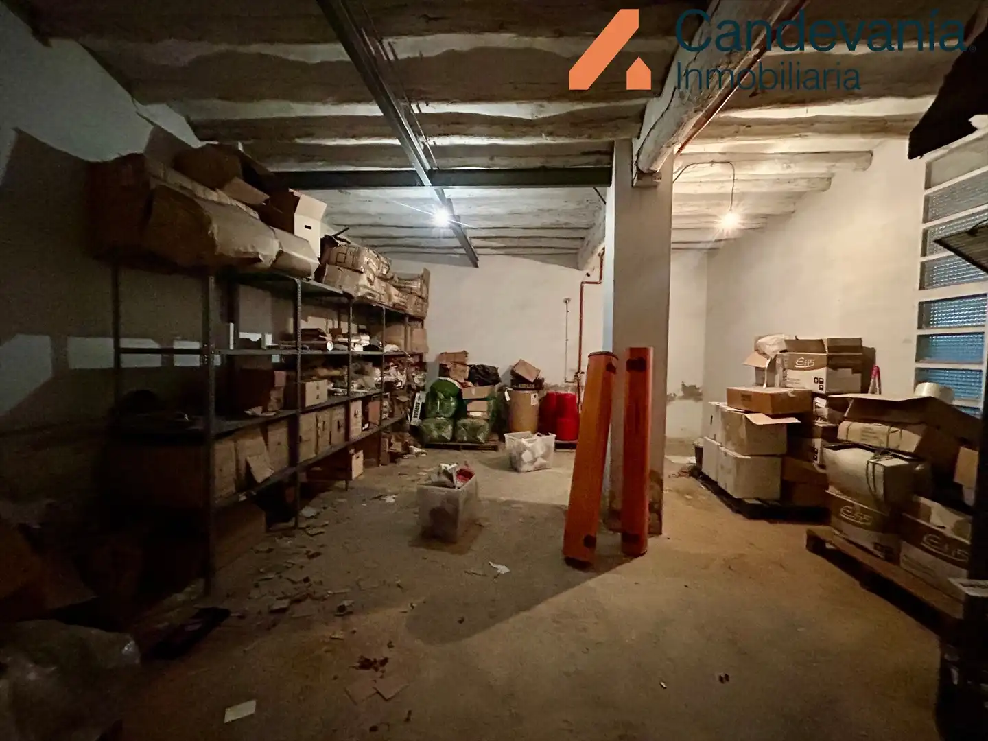Nave industrial en venta en Zuera