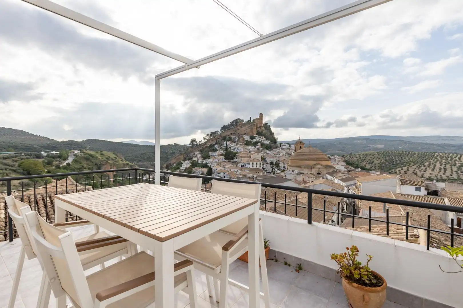 Terraza de Casa o chalet en venta en Montefrío con Calefacción y Terraza
