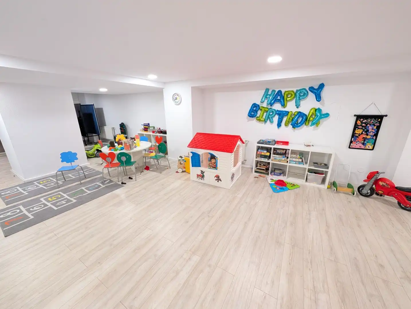 Piso en venta en Oviedo  con Calefacción, Parquet y Terraza