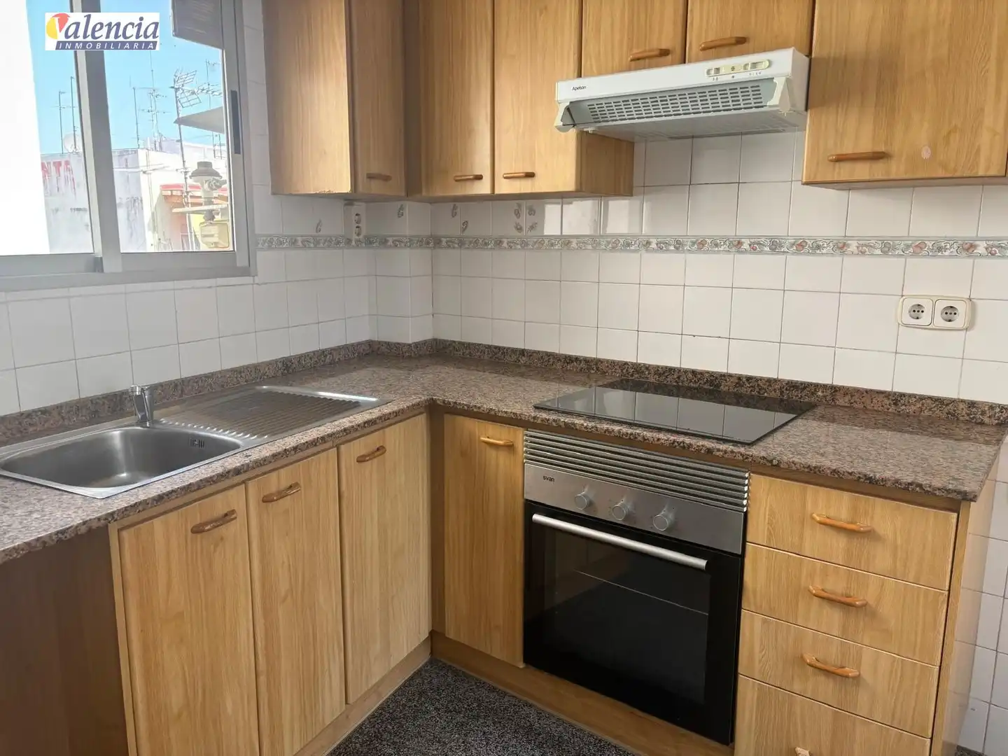 Kitchen of Flat for sale in Paterna