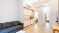 Exterior view of Flat to rent in  Barcelona Capital  with Air Conditioner, Heating and Furnished