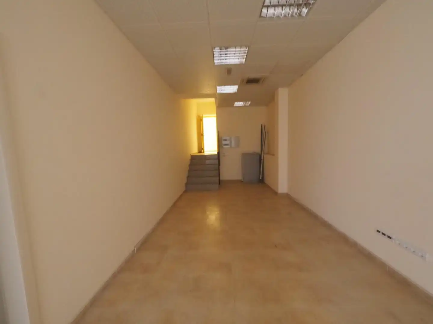 Local comercial en venda a Centre - Passeig i Rodalies, imagen 6