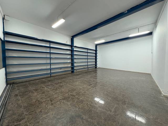 Nave industrial en Alquiler en Oeste