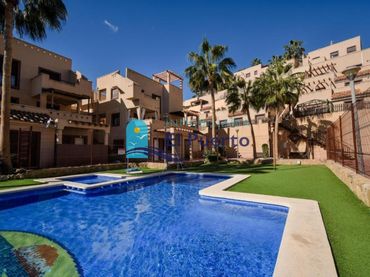 Penthouse mit Pool zum Verkauf in Los Collados-Los Geraneos