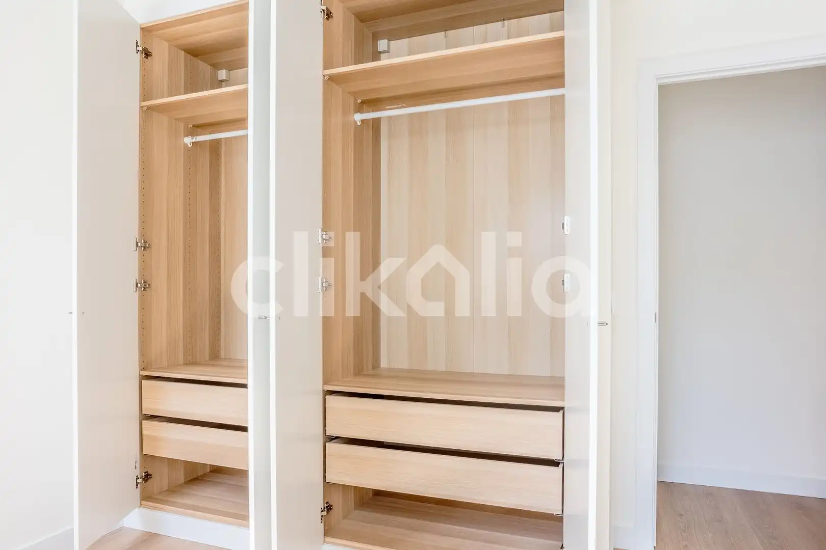 Habitación de Piso en venta en Sevilla con Aire acondicionado y Jardín privado