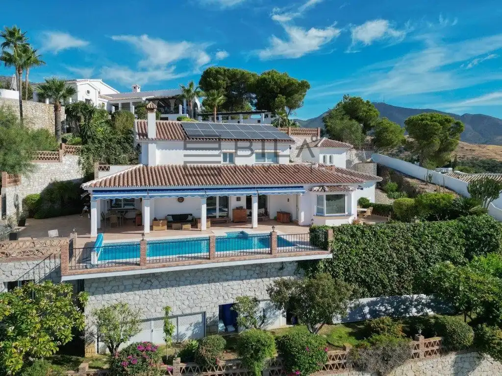 Chalet con piscina en venta en Arroyo de las Palmas, imagen 2