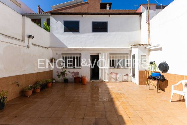 Casa-chalet en Venta en Zona Campus Universitario